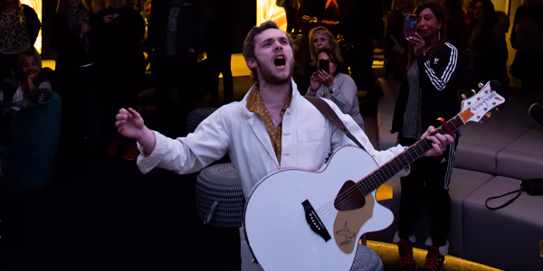 Random entertainment on Virgin Voyages